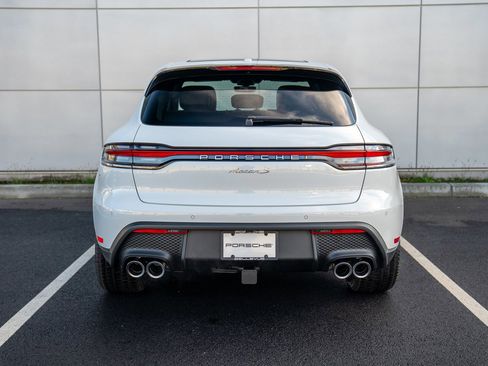New 2026 Porsche Macan S image 7