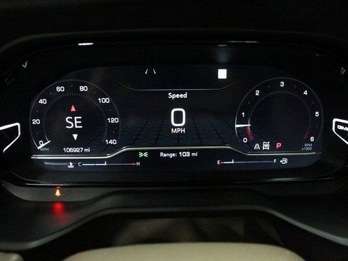 Used 2022 GMC Yukon XL Denali image 28