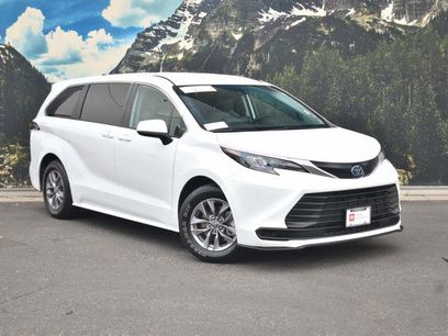 Certified 2024 Toyota Sienna LE