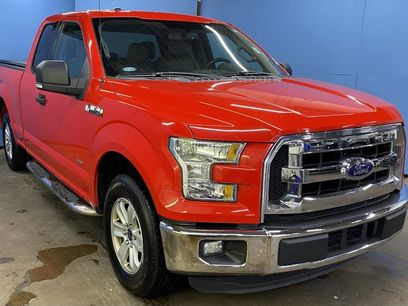 Used 2015 Ford F150 XLT w/ Equipment Group 301A Mid