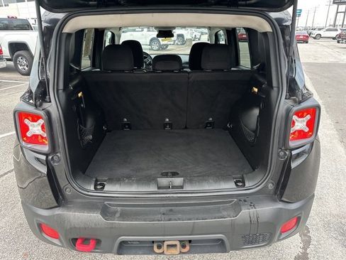 Used 2016 Jeep Renegade Trailhawk image 18