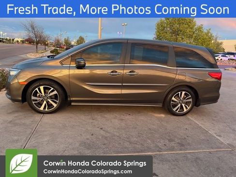 Used 2023 Honda Odyssey Touring image 6