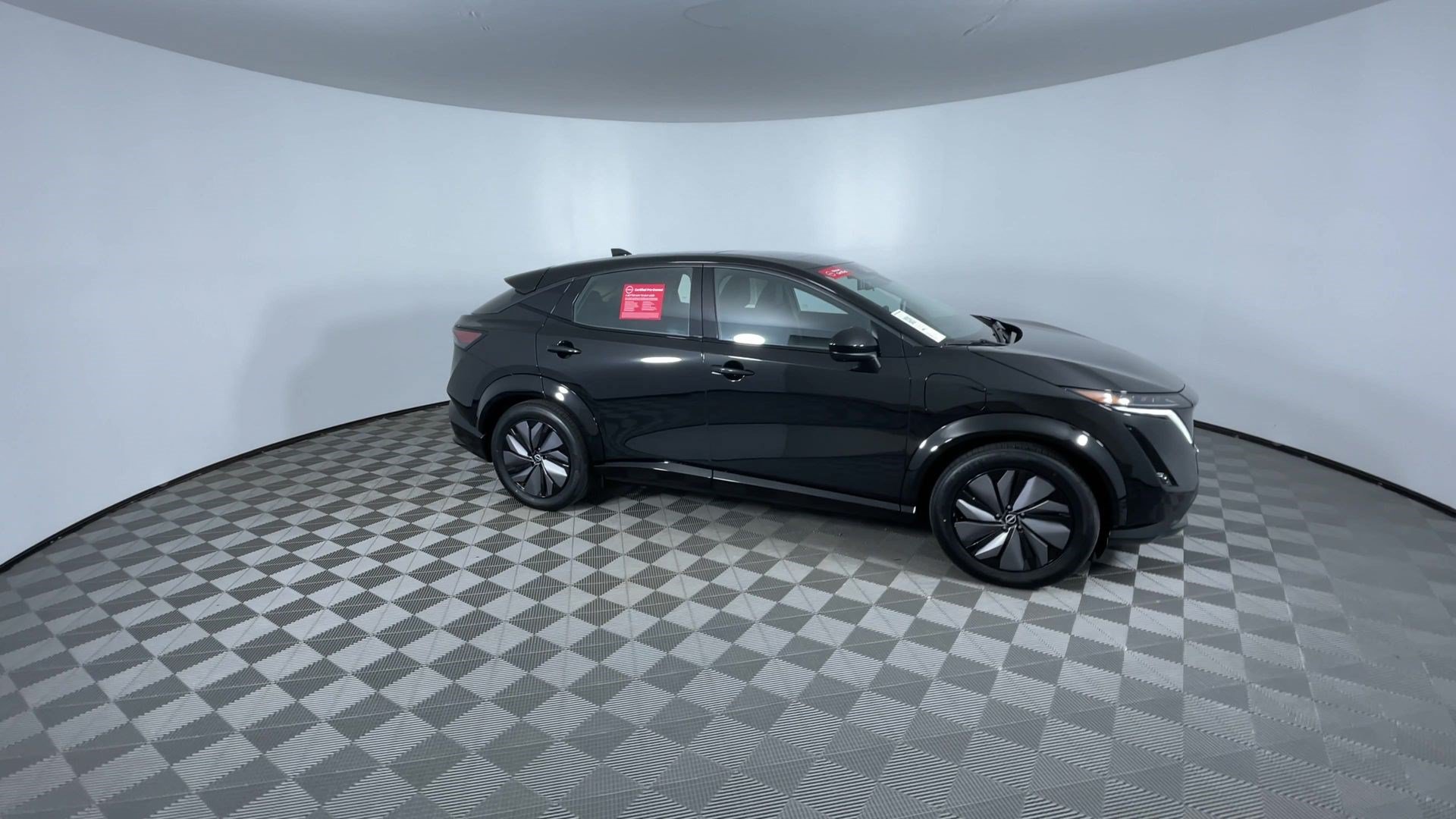 Certified 2024 Nissan Ariya AWD image 2