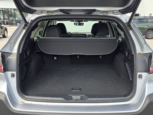 Certified 2025 Subaru Outback Onyx Edition AWD/4WD image 9