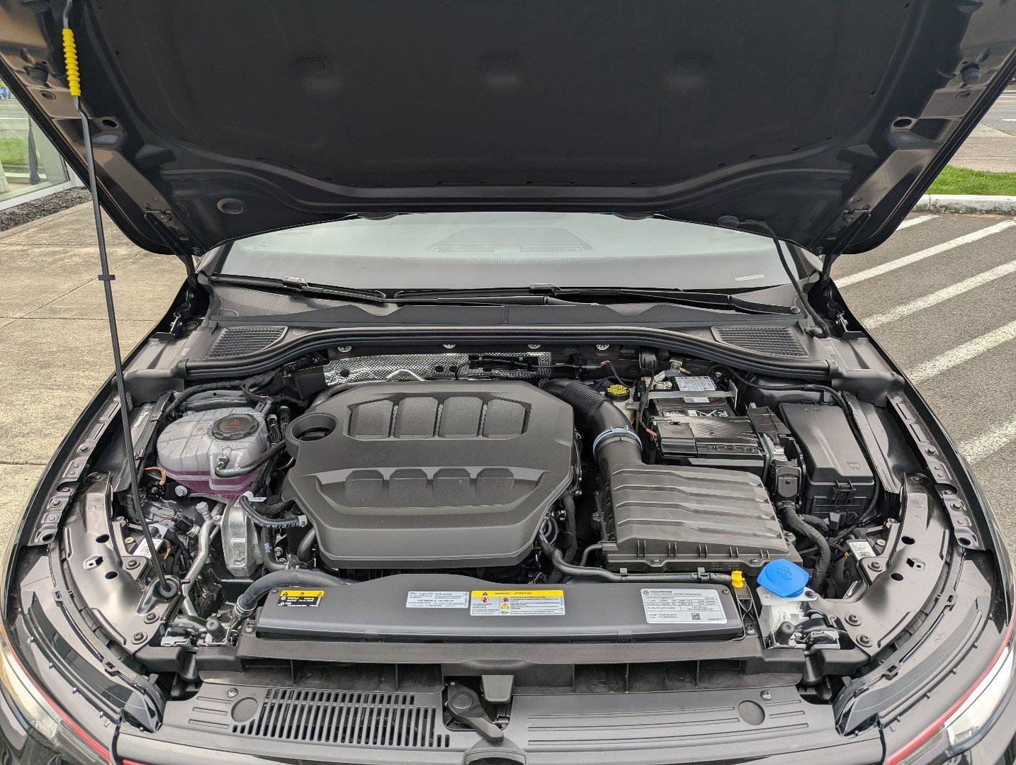 New 2026 Volkswagen GTI SE FWD image 38