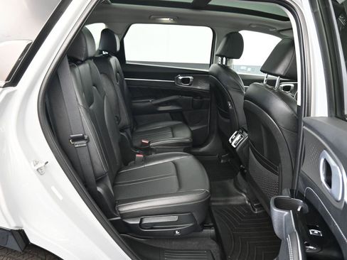 Used 2022 Kia Sorento SX image 44