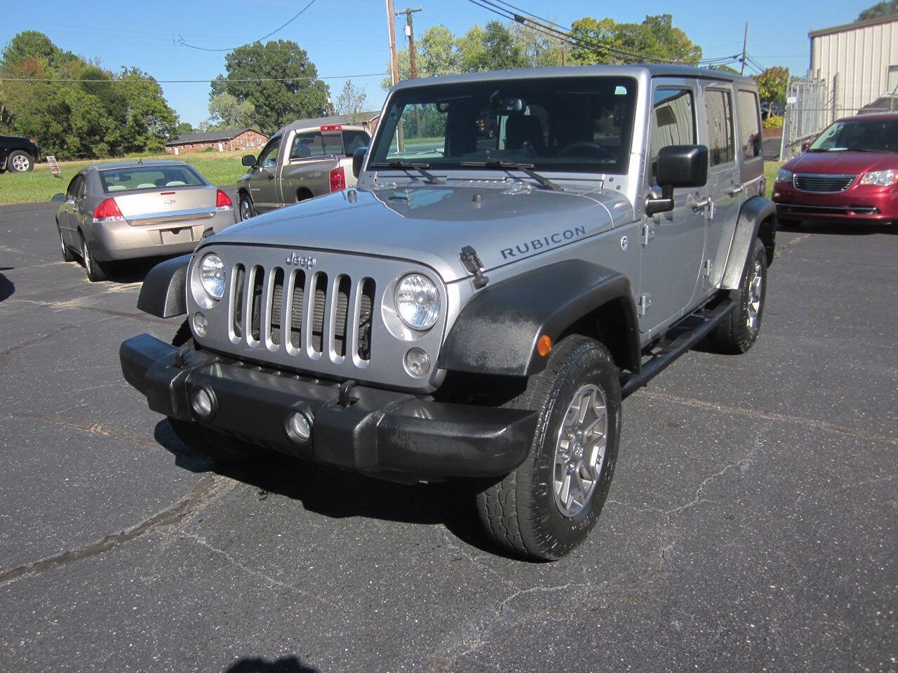 Used 2016 Jeep Wrangler Unlimited Rubicon w/ Max Tow Package AWD/4WD image 2