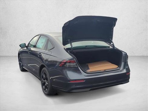 New 2025 Honda Accord SE image 9