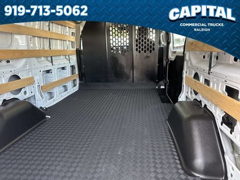 Certified 2025 Ford Transit 250 Low Roof w/ Exterior Upgrade Package RWD image 18