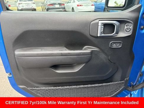 Used 2022 Jeep Wrangler Unlimited Rubicon AWD/4WD image 17