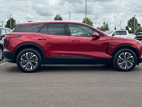 Used 2026 Chevrolet Blazer EV LT FWD image 3
