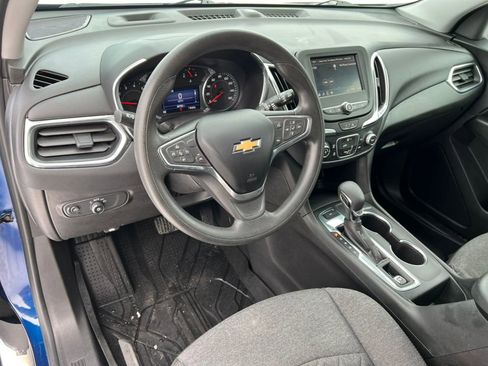 Used 2022 Chevrolet Equinox LT w/ LPO, Floor Liner Package image 14
