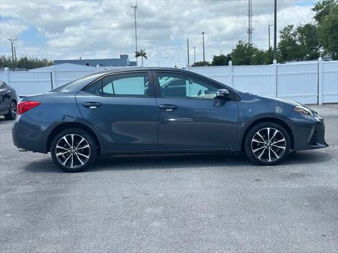 Used 2018 Toyota Corolla SE FWD image 9