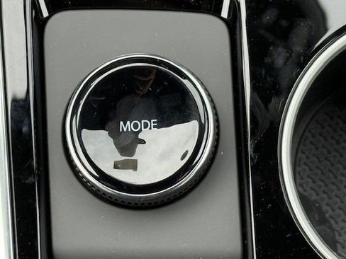 New 2026 Chevrolet Equinox LT w/ Convenience Package II image 25