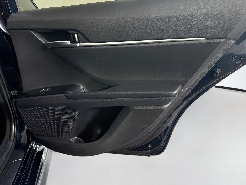 Used 2020 Toyota Camry SE FWD image 26