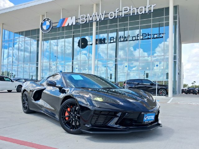 Used 2025 Chevrolet Corvette Stingray Premium Cpe w/ Z51 Performance Package RWD image 1