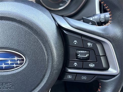 Used 2022 Subaru Crosstrek 2.5i Limited w/ Moonroof Package 2 image 16