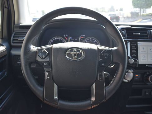 Used 2021 Toyota 4Runner TRD Off-Road Premium w/ Moonroof Package AWD/4WD image 9