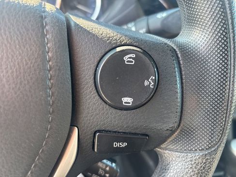 Used 2015 Toyota Corolla LE image 14