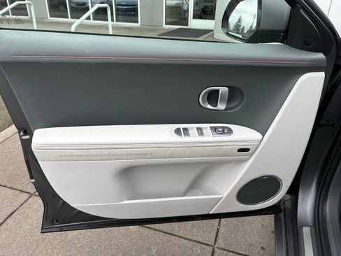 Used 2023 Hyundai Ioniq 5 Limited image 10