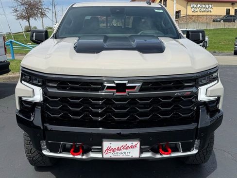 New 2026 Chevrolet Silverado 1500 ZR2 AWD/4WD image 2