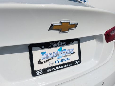 Used 2025 Chevrolet Malibu LT FWD image 28