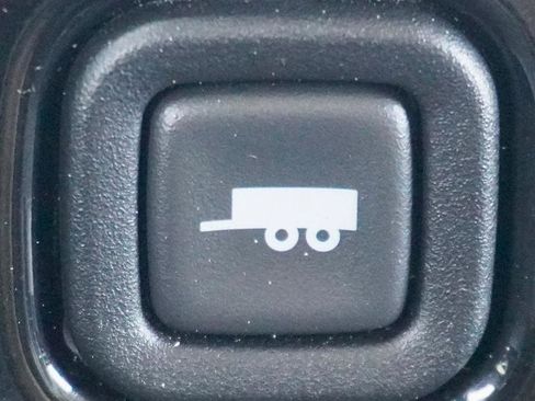 Used 2014 Chevrolet Express 1500 image 22