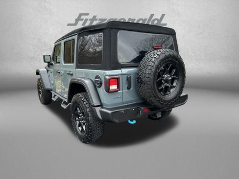 Used 2024 Jeep Wrangler Unlimited image 5