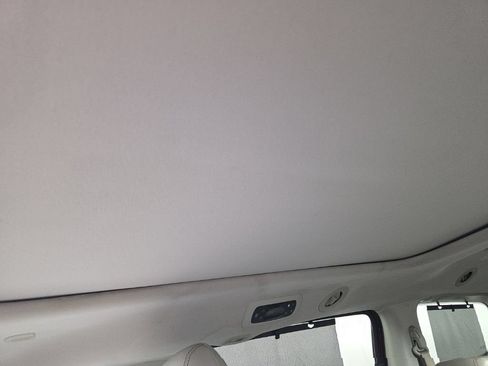 Used 2018 Chrysler Pacifica Limited FWD image 27