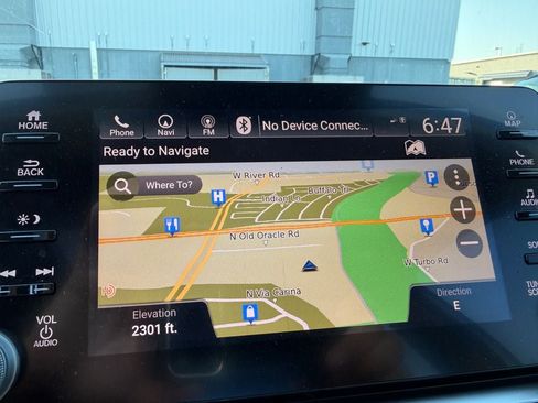 Used 2018 Honda Accord Touring image 10