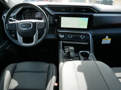 New 2026 GMC Sierra 1500 Denali w/ Denali Reserve Package image 14