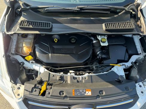 Used 2016 Ford Escape SE w/ SE Cold Weather Package image 21