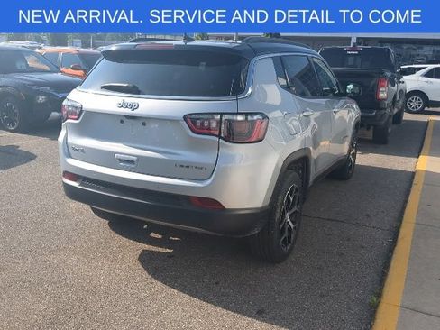 Used 2024 Jeep Compass Limited AWD/4WD image 5