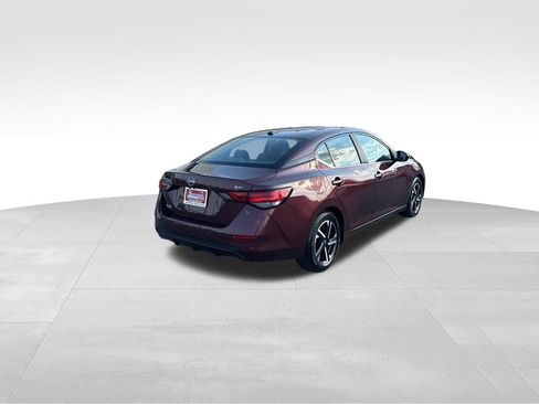 Used 2024 Nissan Sentra SV FWD image 5