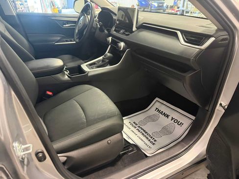 Certified 2024 Toyota RAV4 XLE AWD/4WD image 27