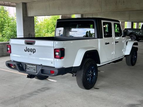 New 2026 Jeep Gladiator Sport AWD/4WD image 7