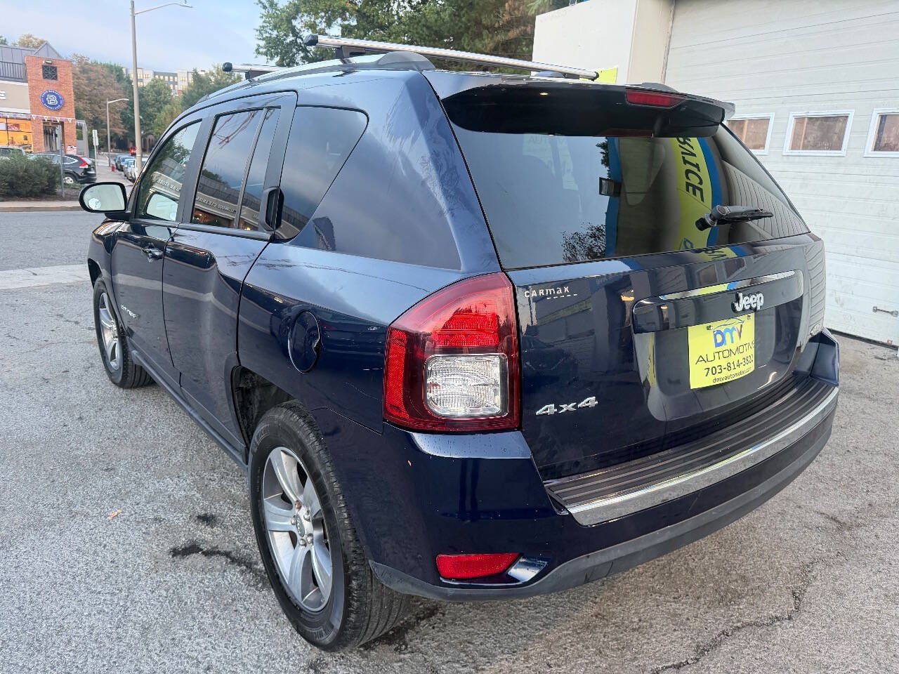 Used 2017 Jeep Compass High Altitude AWD/4WD image 4