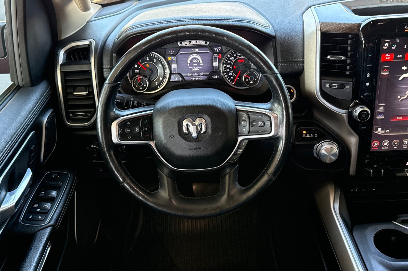 Used 2019 RAM 1500 Laramie RWD image 22