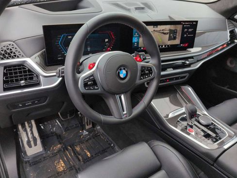 Used 2025 BMW X5 M Competition w/ Executive Package image 10