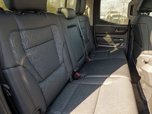 Used 2023 Toyota Tundra Limited AWD/4WD image 36