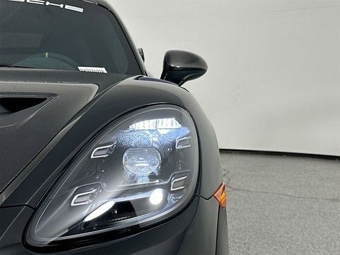 Certified 2024 Porsche 718 Cayman GT4 RS image 15