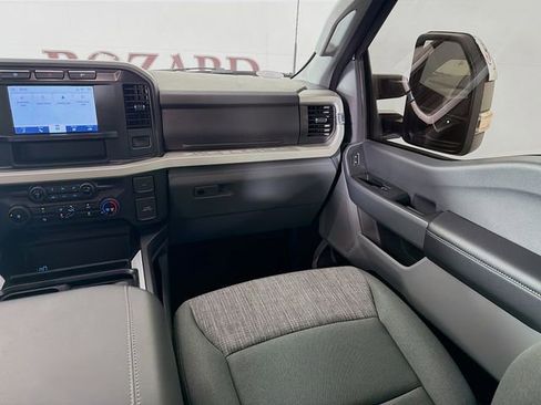 Used 2024 Ford F250 XLT image 27