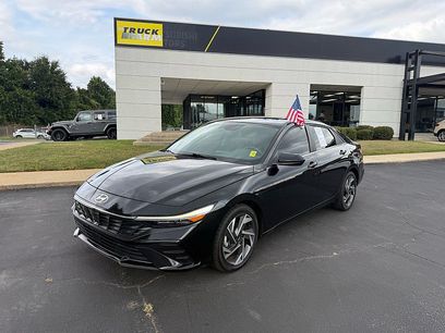 Used 2025 Hyundai Elantra SEL