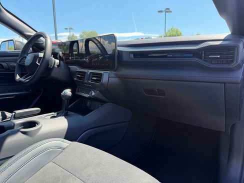 Used 2025 Ford Mustang Dark Horse RWD image 38