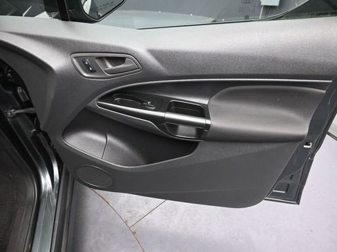 Used 2018 Ford Transit Connect XL image 29