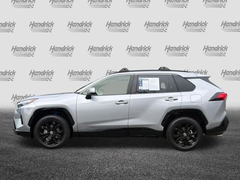 Used 2023 Toyota RAV4 SE w/ Convenience Package AWD/4WD image 8