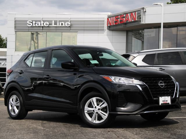 Certified 2025 Nissan Kicks Play S FWD image 1
