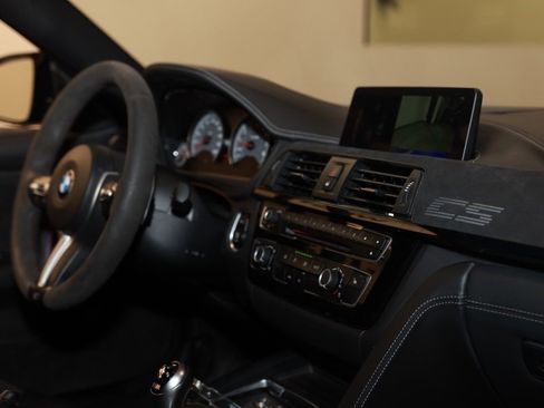 Used 2019 BMW M4 CS w/ Executive Package image 18