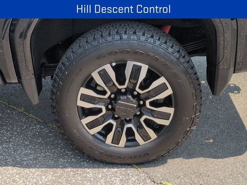 Certified 2024 GMC Sierra 2500 Denali Ultimate AWD/4WD image 26