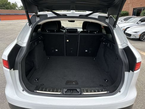 Used 2019 Jaguar F-PACE Prestige image 24